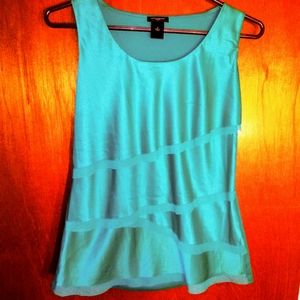 ANN TAYLOR EMERALD GREEN LAYERED RUFFLE TIER SILKY SLEEVELESS SHIRT BLOUSE TOP